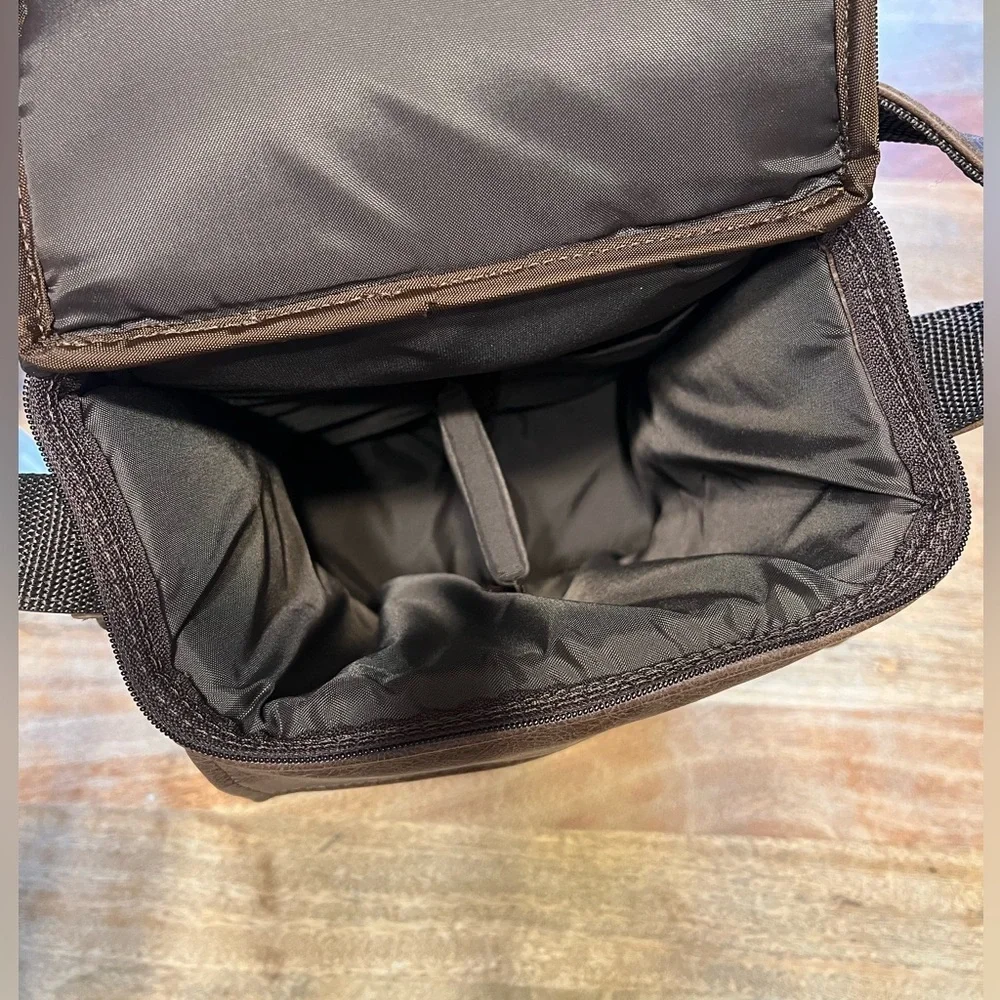 Brown Leather Crossbody Bag | Chill n Go 2 Bottle Carrier | Insulated | Brown